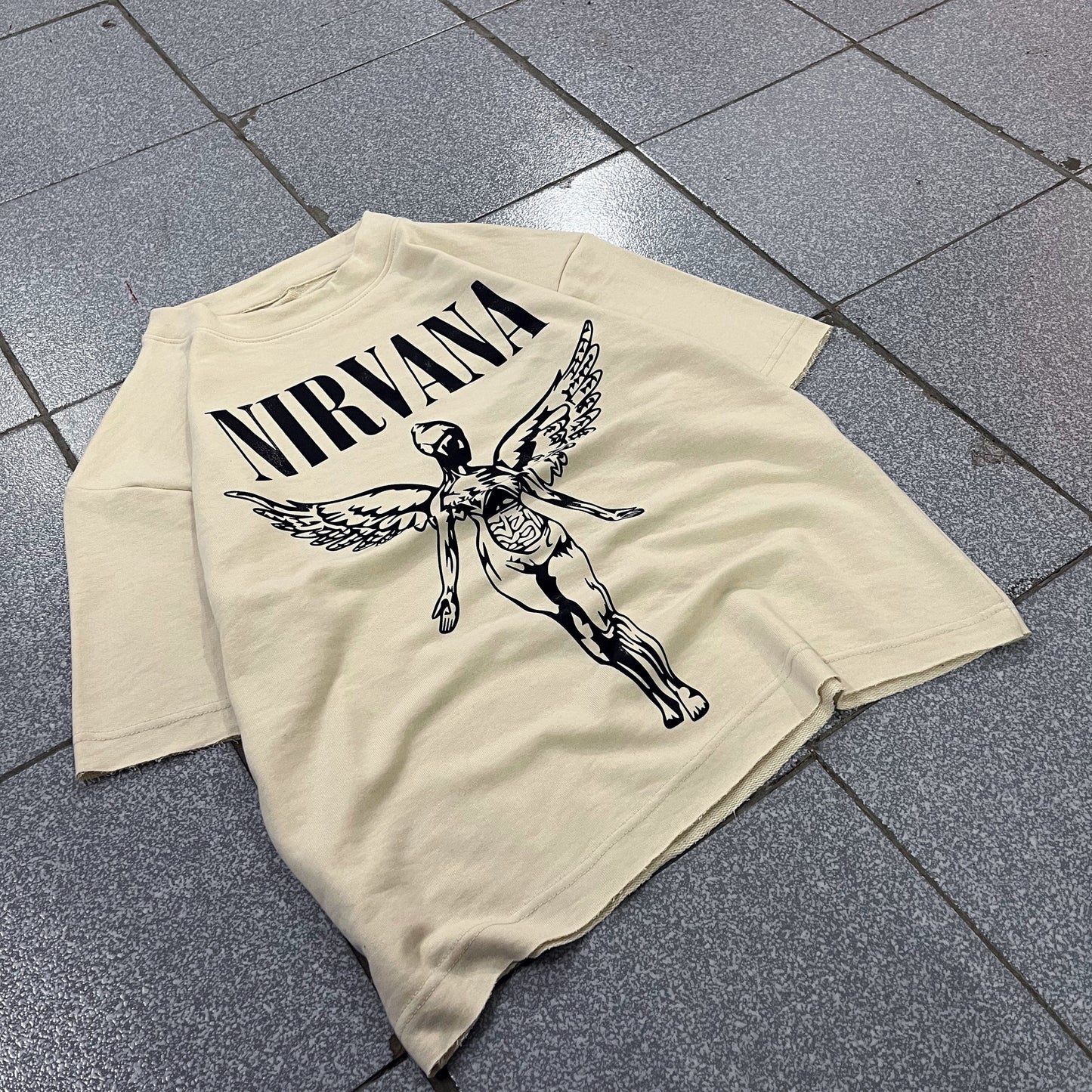 NIRVANA FANS TEE